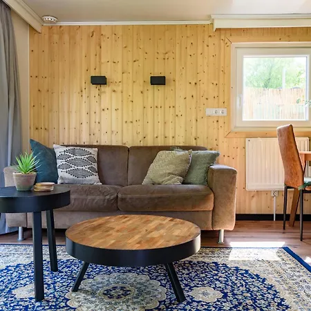 Op Rustig Park Op De Veluwe Chalet Putten