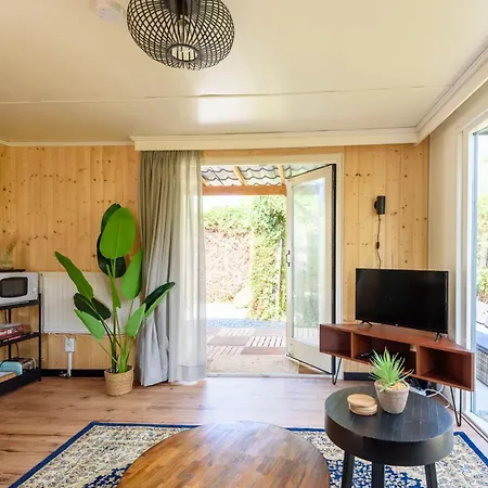 Chalet Op Rustig Park Op De Veluwe