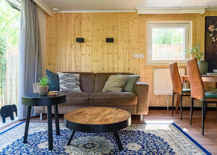 Op Rustig Park Op De Veluwe Chalet Putten