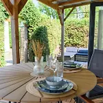 木屋 Op Rustig Park Op De Veluwe